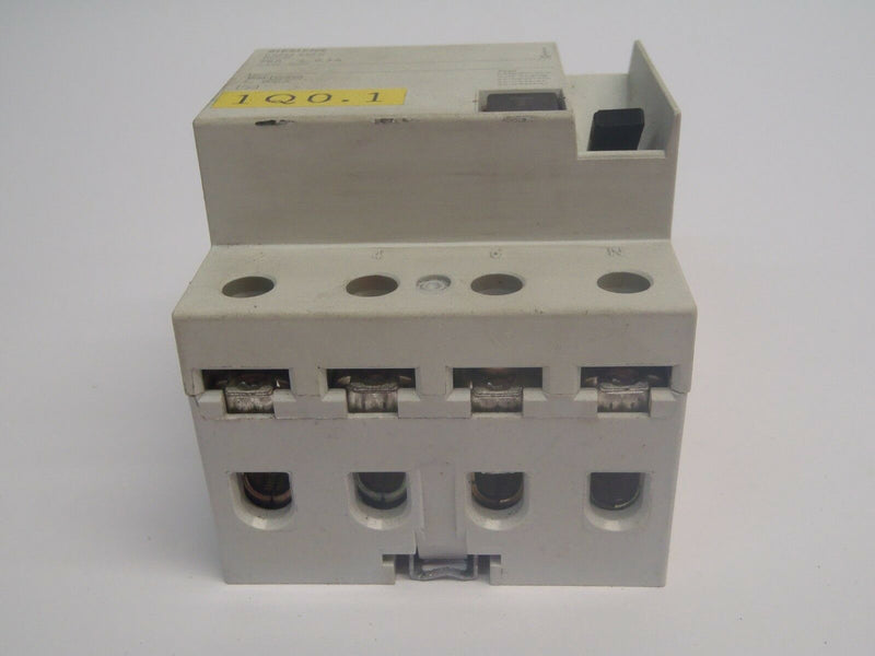 Siemens 5SM3 642-0 RCCB Circuit Breaker 4 Pole 25A 230-400V - Maverick Industrial Sales
