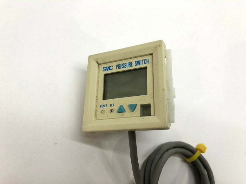 SMC ZSE4-01-65 Pressure Switch, 12-24VDC, PNP 80mA - Maverick Industrial Sales