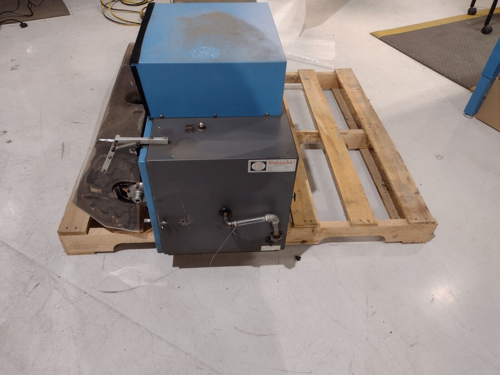 Eubanks 02600 Wire Stripping Machine 115V 8.3A - Maverick Industrial Sales
