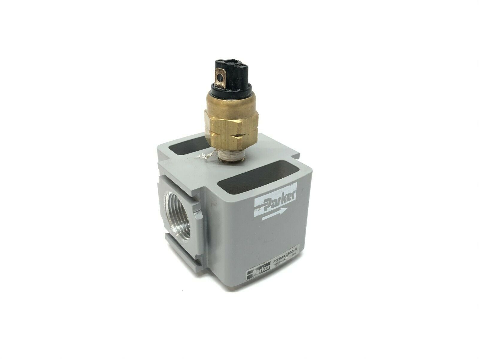 Parker P33MA96024N Modular Manifold Block, Pneumatic - Maverick Industrial Sales