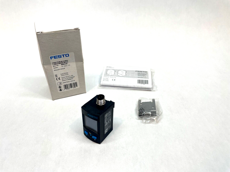 Festo SPAU-P10R-W-G18FD-L-PNLK-PNVBA-M12U Pressure Sensor, IO-Link, 8001230 - Maverick Industrial Sales