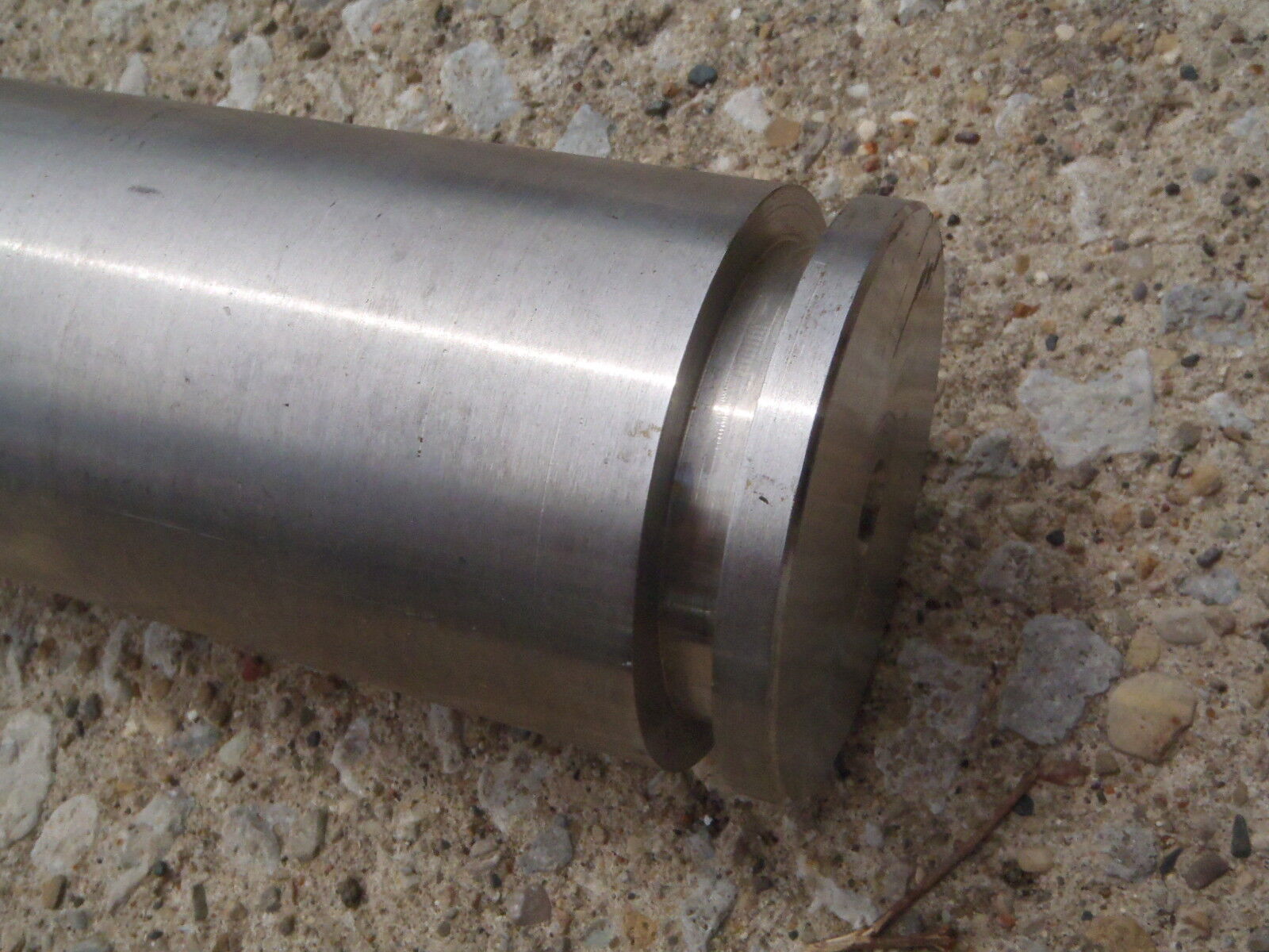 Drive Shaft w/ Drive Lock Pin in the Shaft F/24 Lugged Wafer - Maverick Industrial Sales
