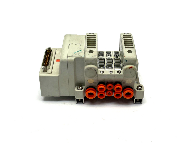 SMC VV5QC11-03N7FD0-D0S Plug-In Manifold Base w/ Din Rail Mount - Maverick Industrial Sales