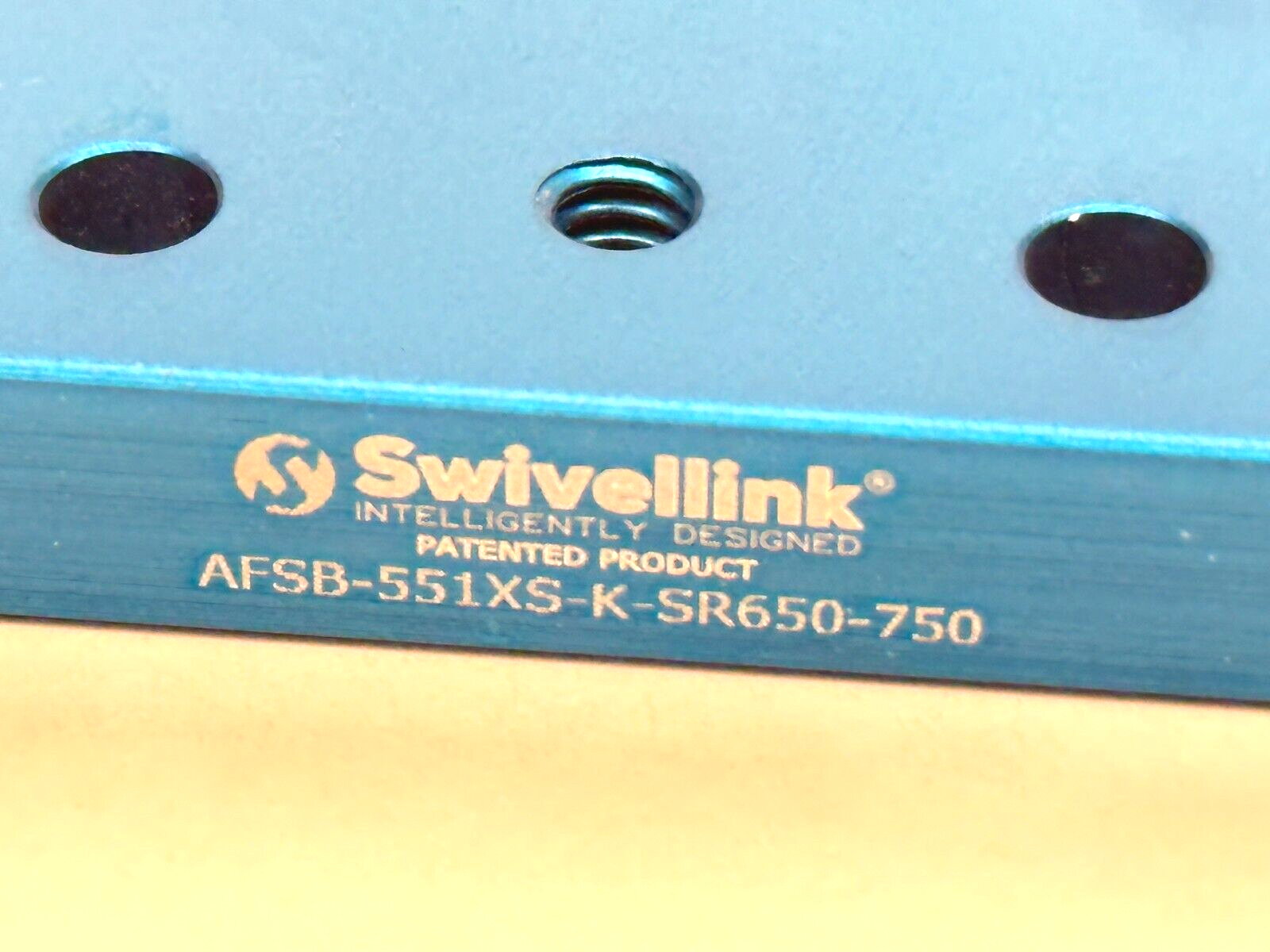 Swivellink AFSB-551XS-K-SR650-750 Keyence Sr650 Sr750 Mounting Plate - Maverick Industrial Sales