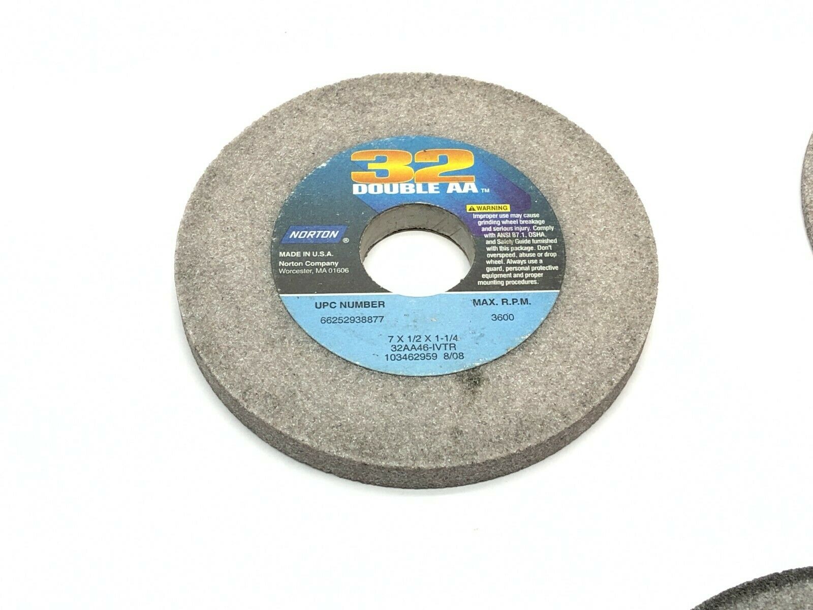 Norton 32AA46-IVTR Grinding Wheels 1-1/4" Bore 3600 RPM LOT OF 5 - Maverick Industrial Sales