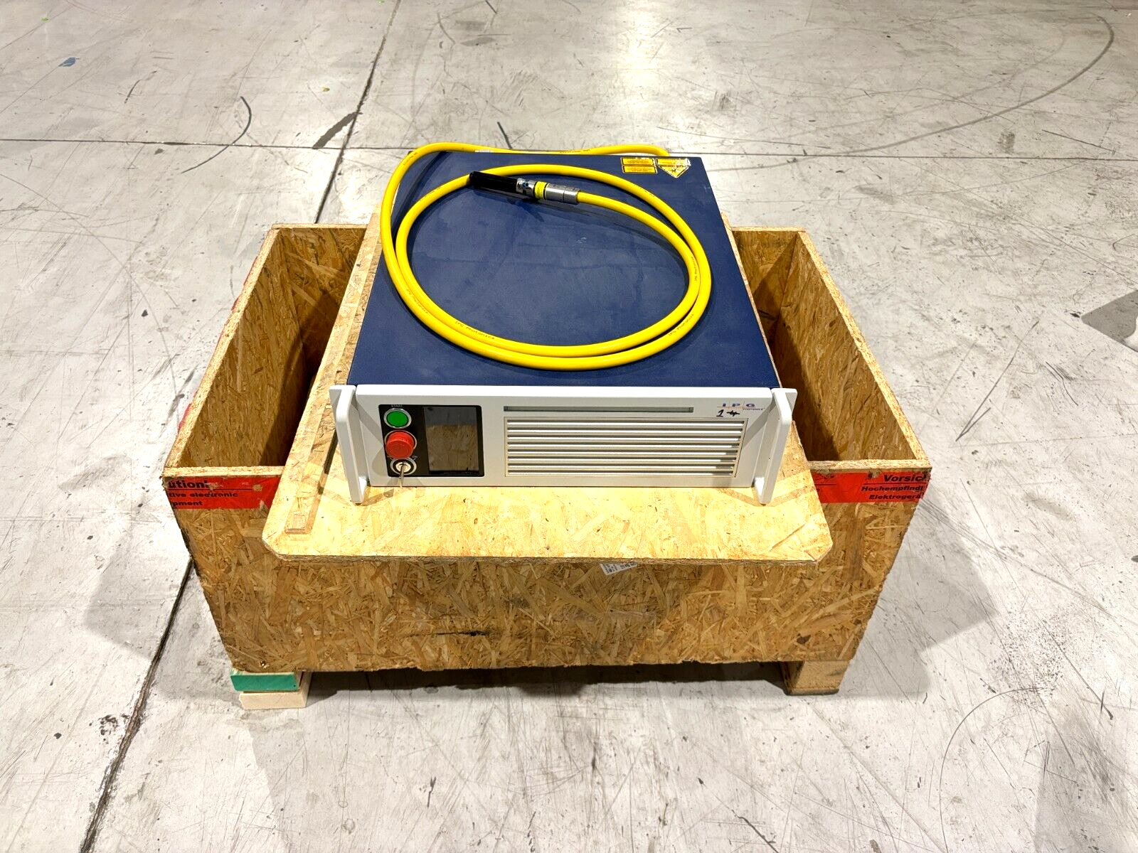IPG Photonics Lasers YLR-400-WC Ytterbium Laser, 400W, 1600VA, (Aug. 2015) - Maverick Industrial Sales