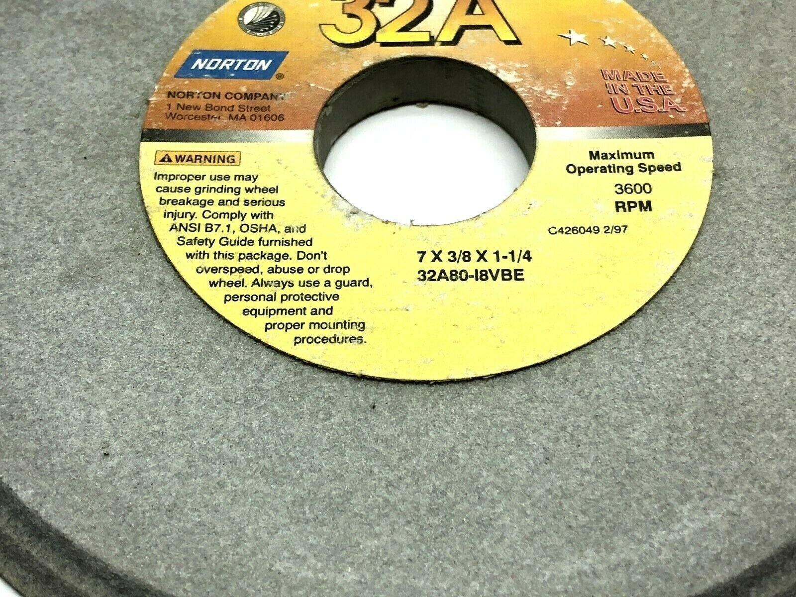 Norton 32A80-I8VBE Grinding Wheels 1-1/4" Bore 3600 RPM LOT OF 5 - Maverick Industrial Sales