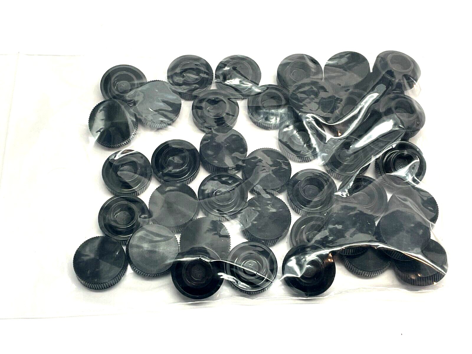 Plastic Thumb Screw Knurled Head 1" Head Dia. 21/64" Head Height LOT OF 40 - Maverick Industrial Sales
