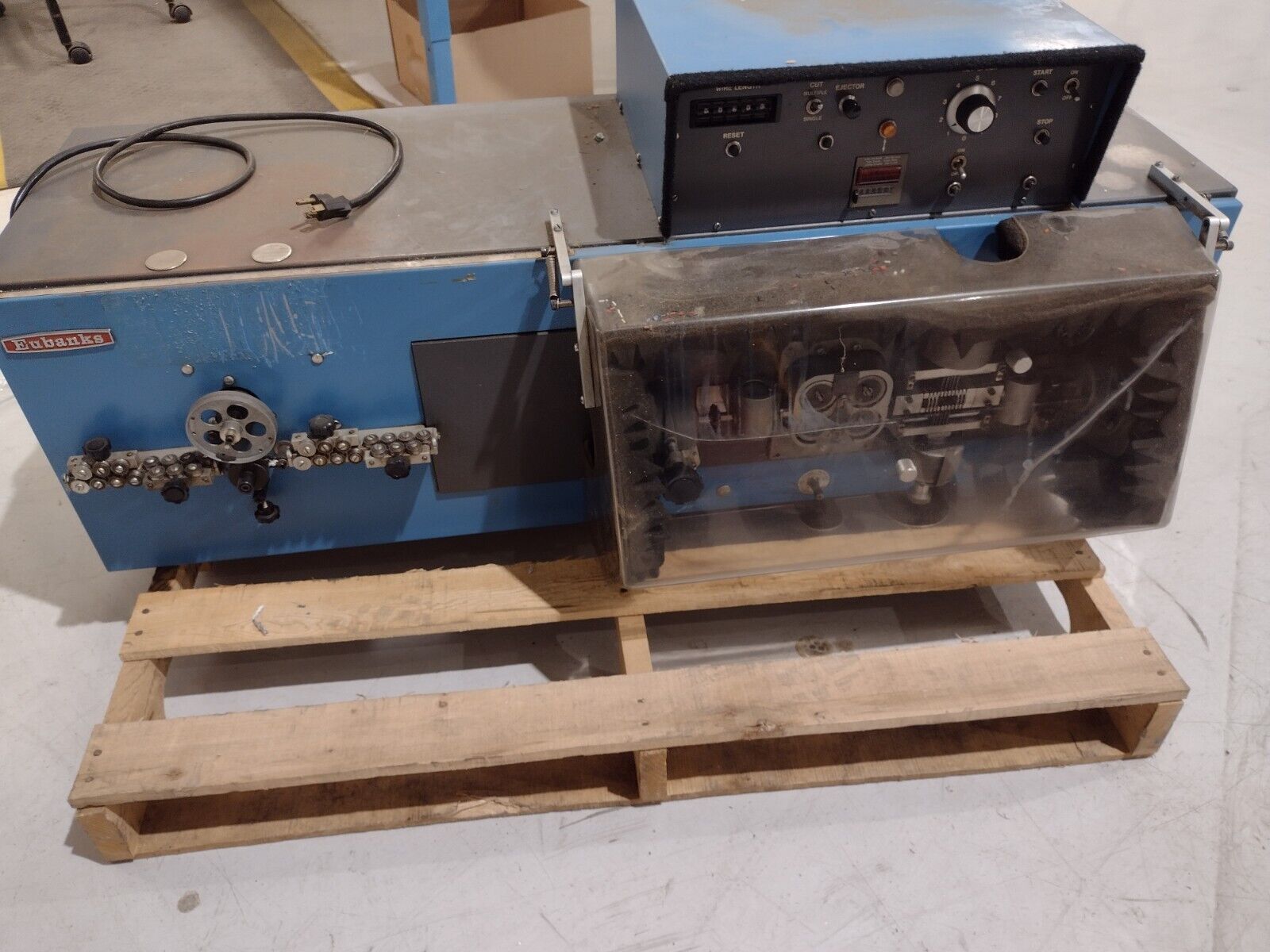 Eubanks 02600 Wire Stripping Machine 115V 8.3A - Maverick Industrial Sales