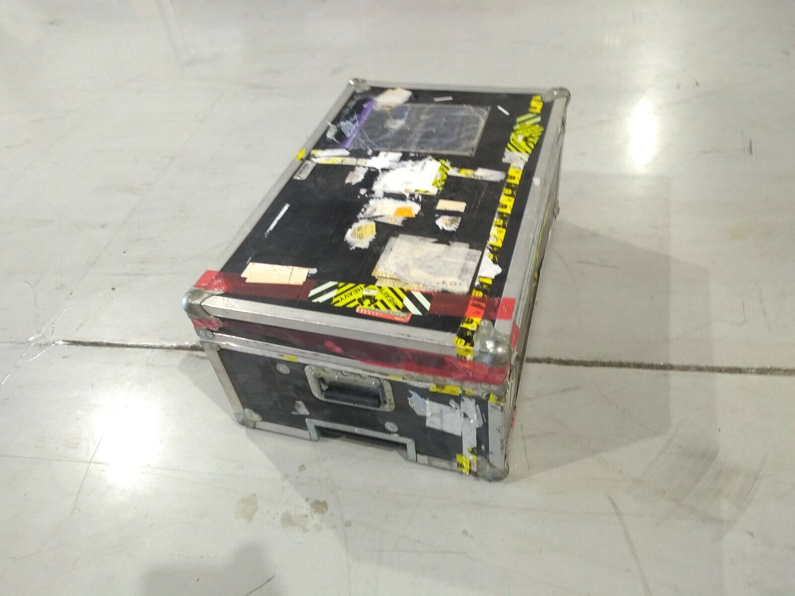 Starcase Towing Flight Travel Case 35.5" x 21.5" x 15" - Maverick Industrial Sales