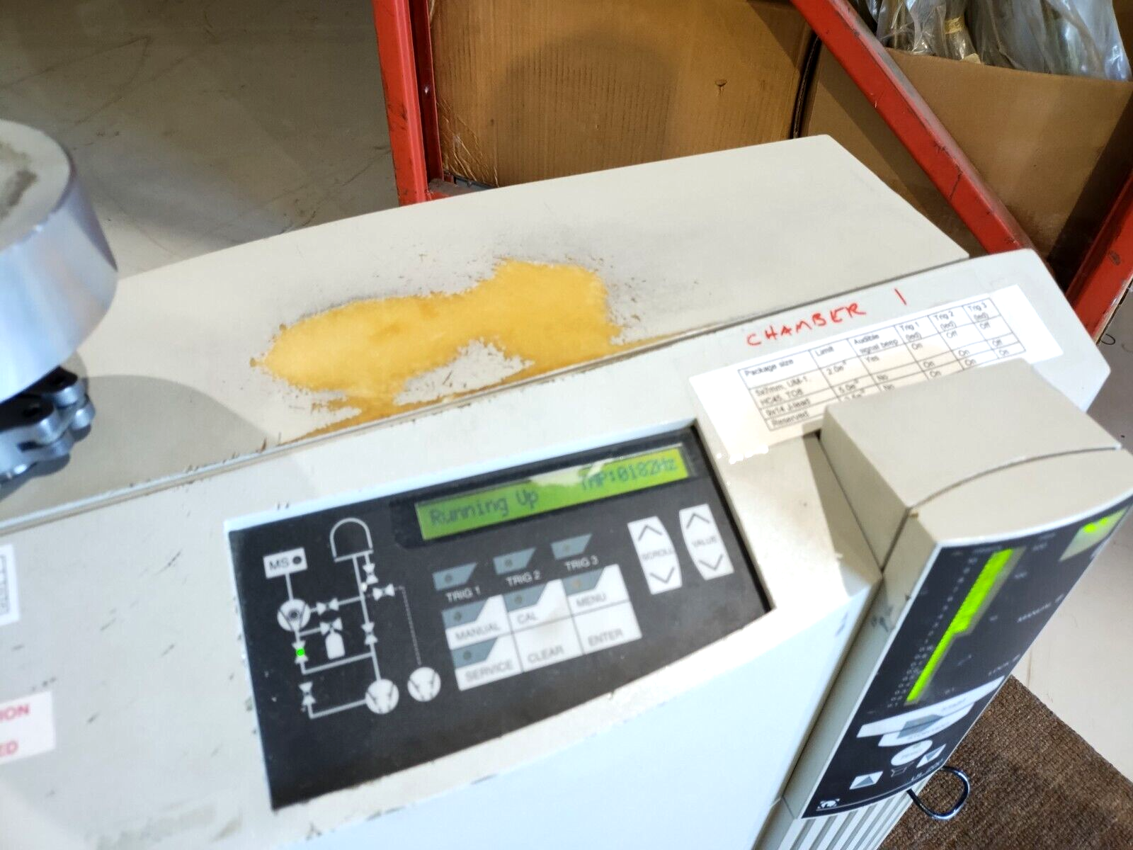 Leybold UL200 Bench Top Helium Leak Detector Last Cal 12/23/22 Cal Due 12/23/23 - Maverick Industrial Sales