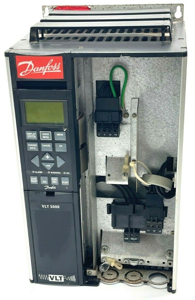 Danfoss VLT5011PT5CN1STR1DLF00A00C0 VLT 5011 Variable Speed Drive 5HP NO COVER - Maverick Industrial Sales