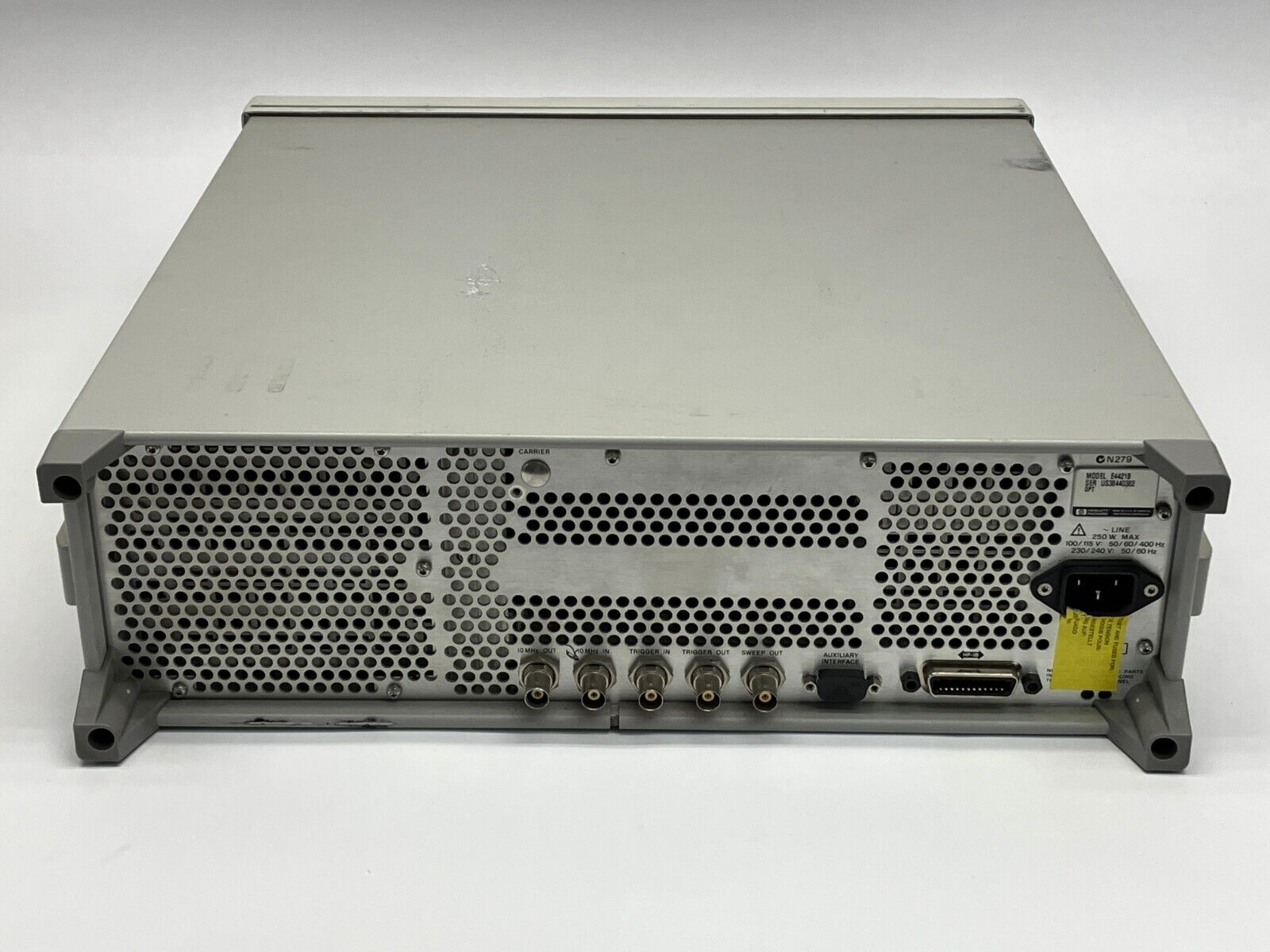 HP E4421B ESG Series Signal Generator 250kHz-3.0GHz 80462.5 Hrs On - Maverick Industrial Sales