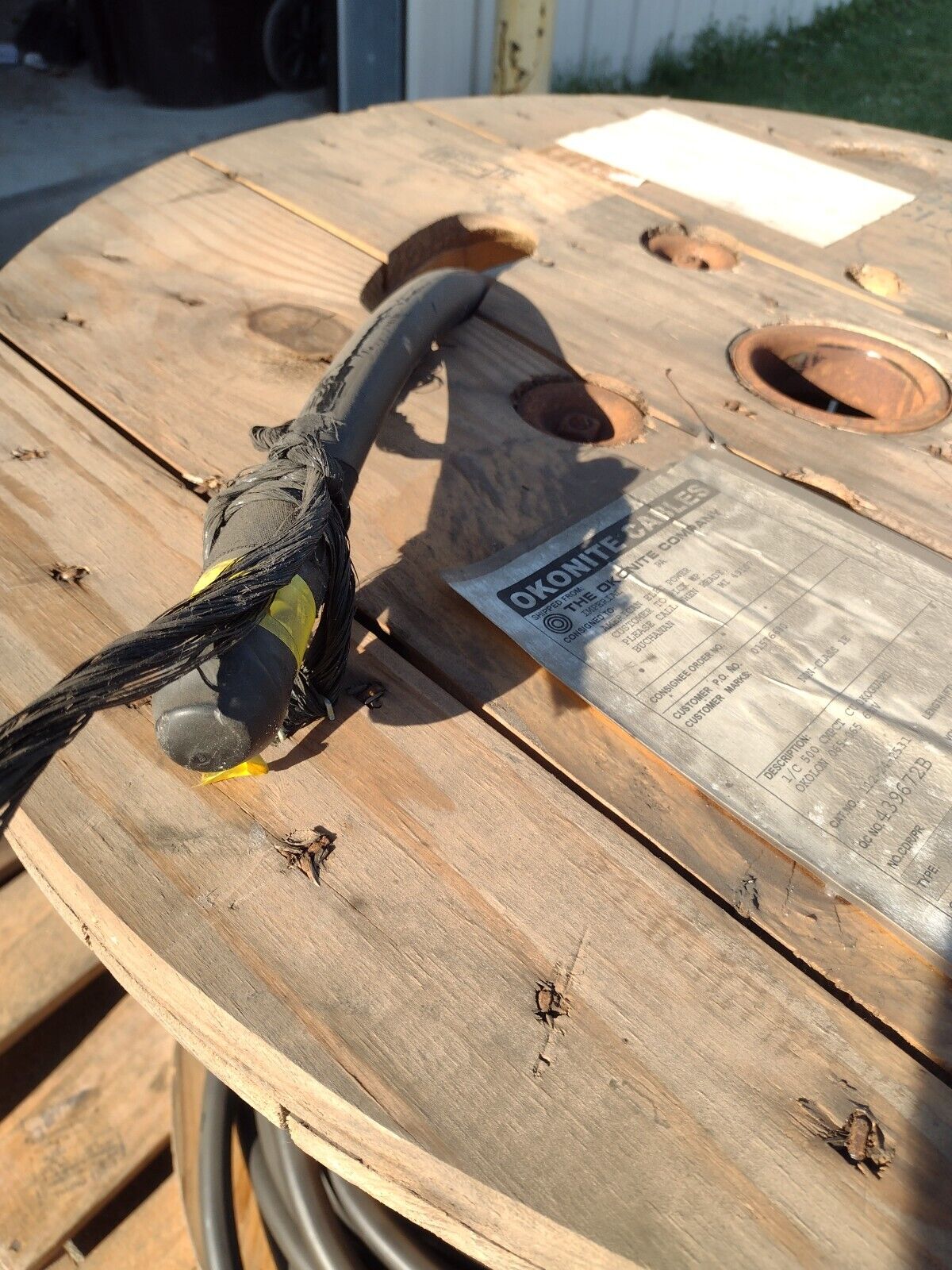 Okonite 112-24-2531 1/C 500 CMPCT CU Okoguard Okolon 065-065 600V LOT OF 116 FT - Maverick Industrial Sales