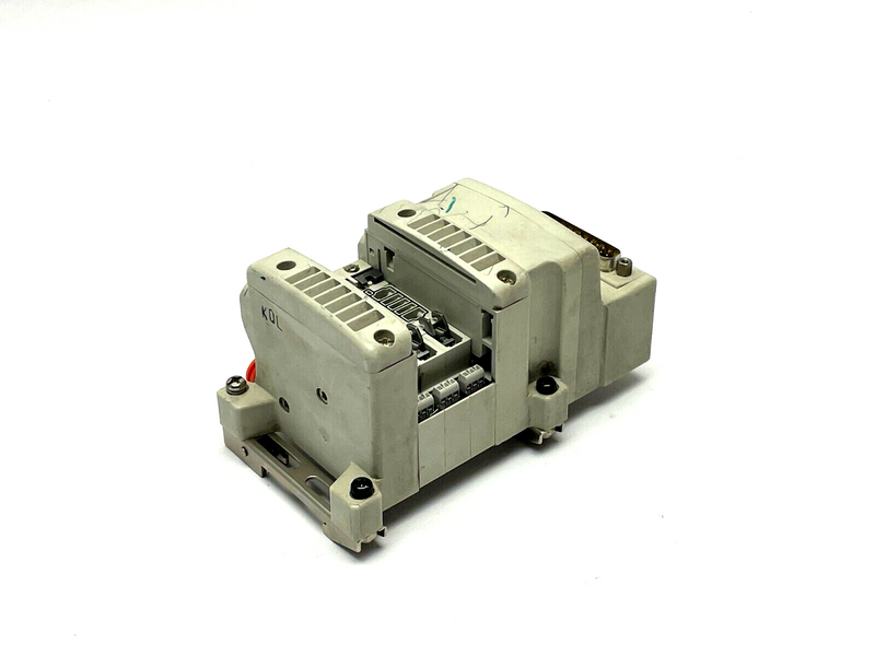 SMC VV5QC11-03N7FD0-D0S Plug-In Manifold Base w/ Din Rail Mount - Maverick Industrial Sales