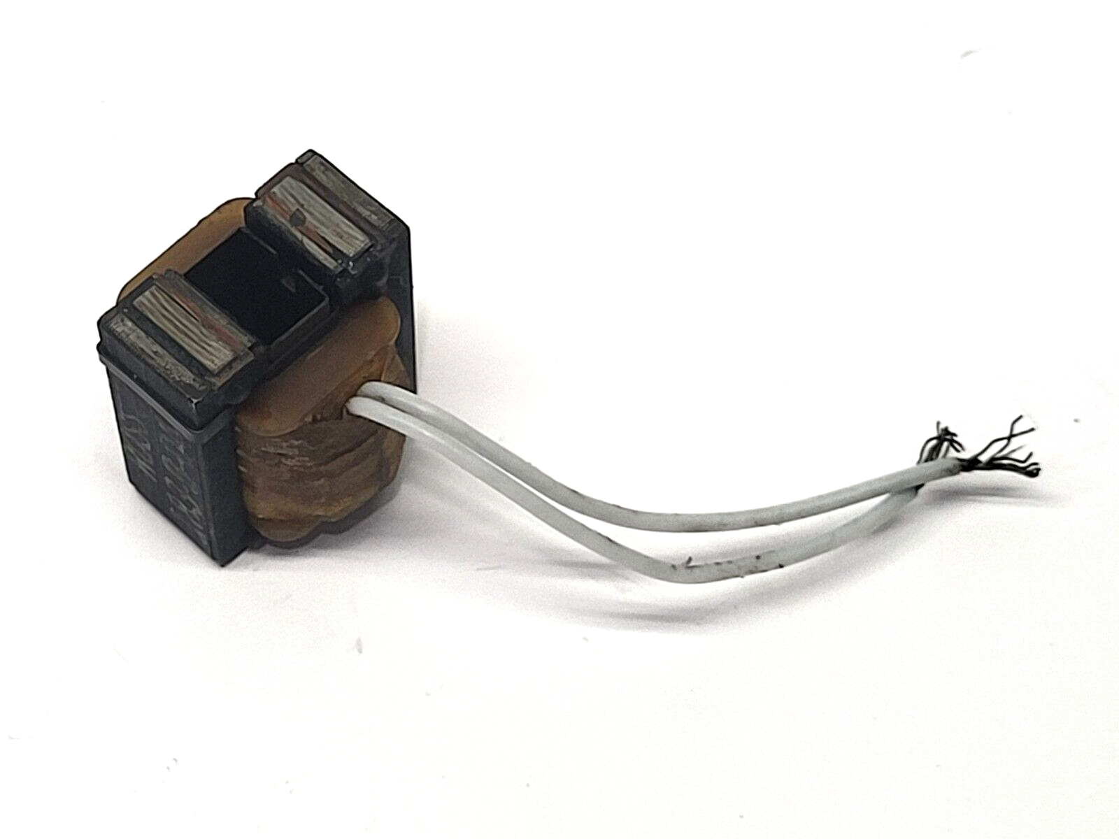 138K33 | Detroit Coil Co Ross Solenoid Valve Coil - Used - Maverick Industrial Sales