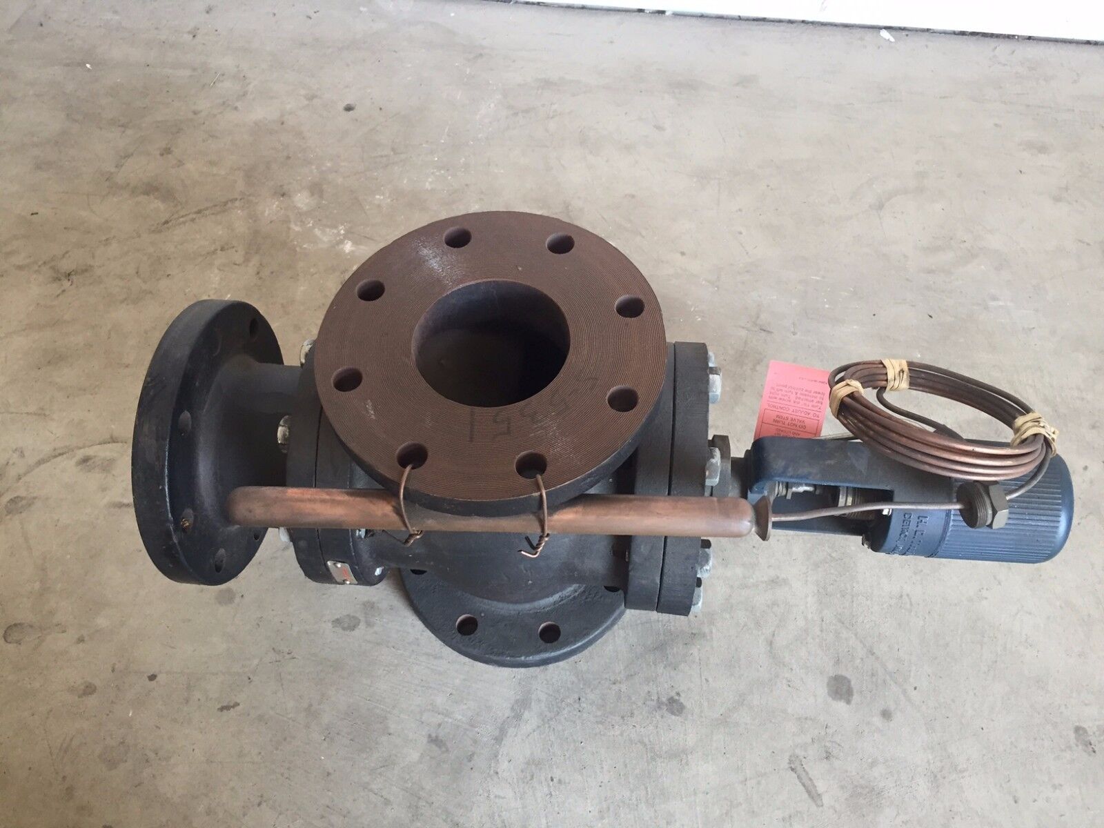 Trerice Co 127-201 4" Flanged Tee Valve w/ Temperature Pressure Regulator - Maverick Industrial Sales