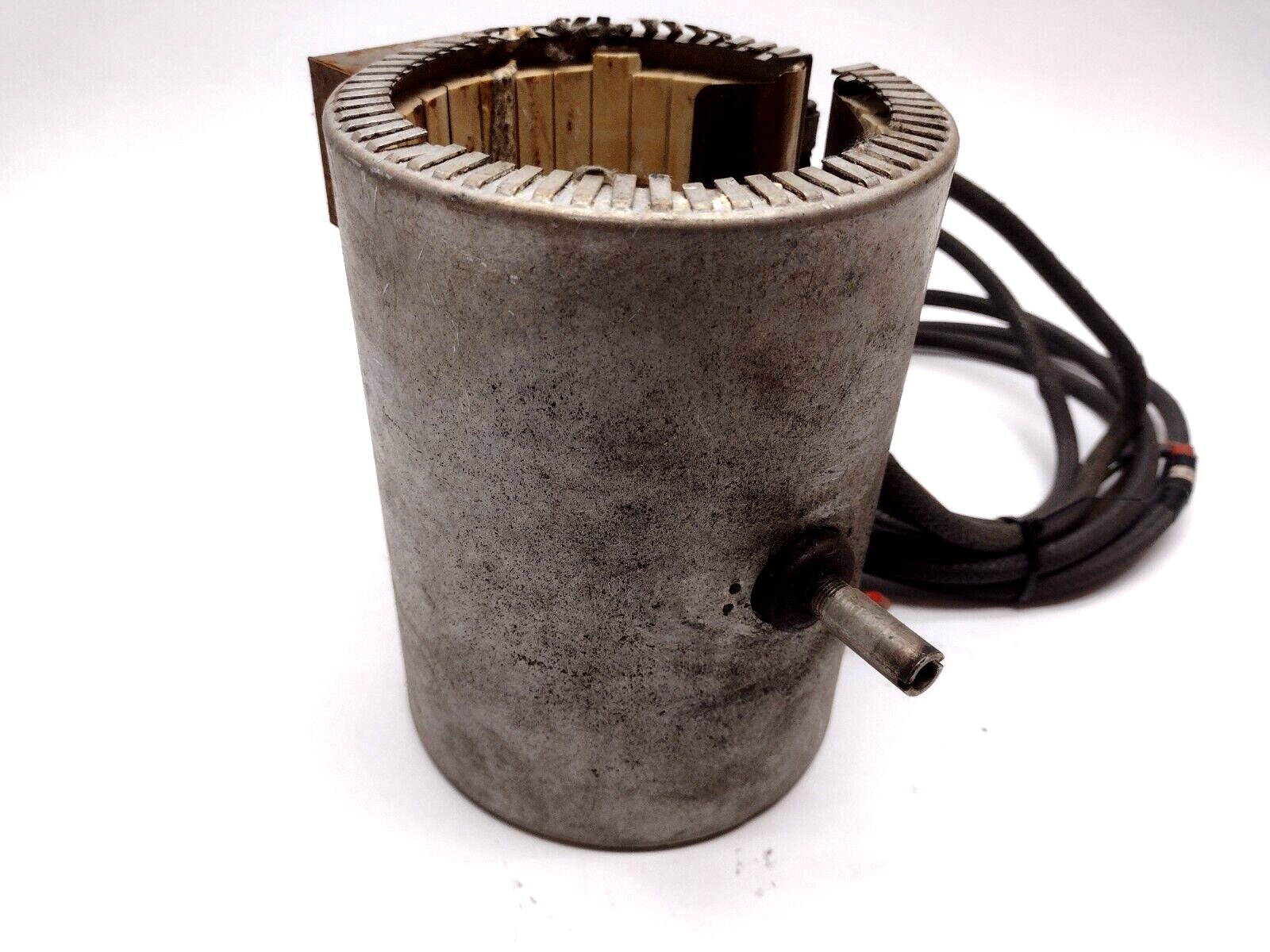 KIT Ceramic Band Heater NR-0037-950-50-063 230V 2600W 102x180 - Used - Maverick Industrial Sales