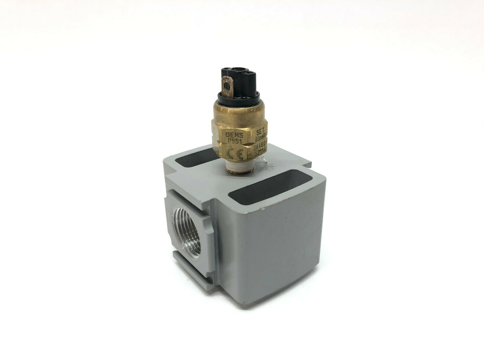 Parker P33MA96024N Modular Manifold Block, Pneumatic - Maverick Industrial Sales