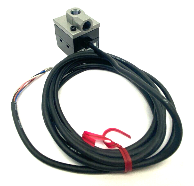 Keyence AP-33K Two-Color Digital Display Pressure Sensor 12-24VDC - Maverick Industrial Sales