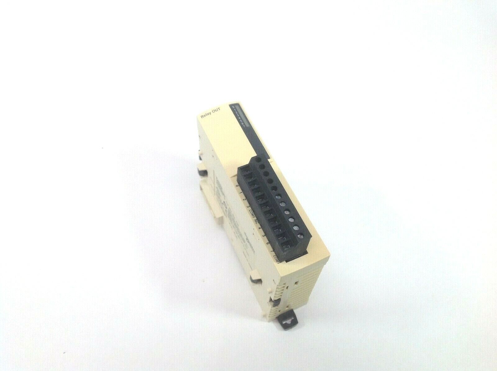 TWDDRA8RT | Schneider Electric Twido Relay 8 Output Expansion Module - Used - Maverick Industrial Sales