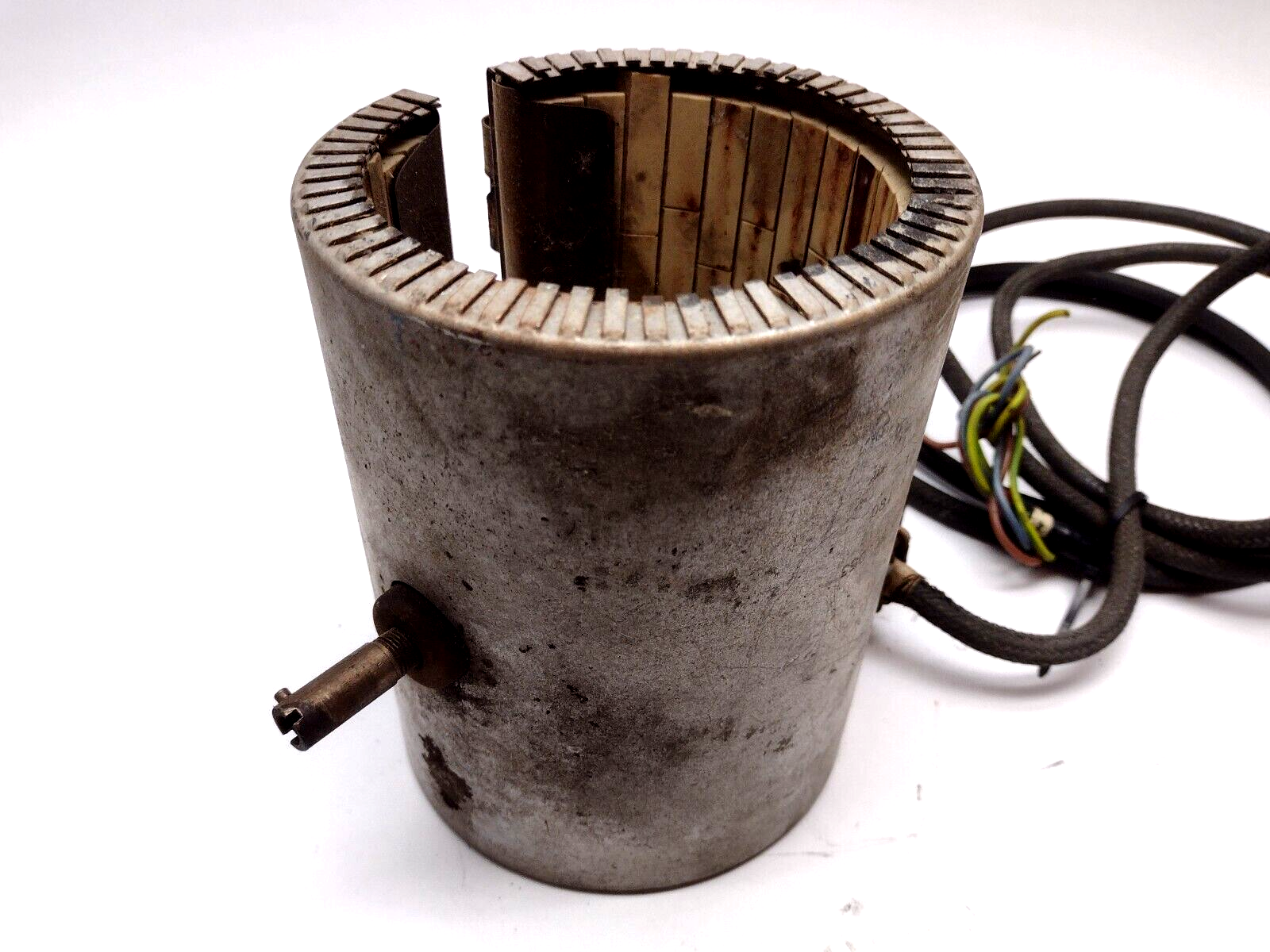 KIT Ceramic Band Heater NR-0037-950-50-053 230V 2600W 102x180 - Used - Maverick Industrial Sales