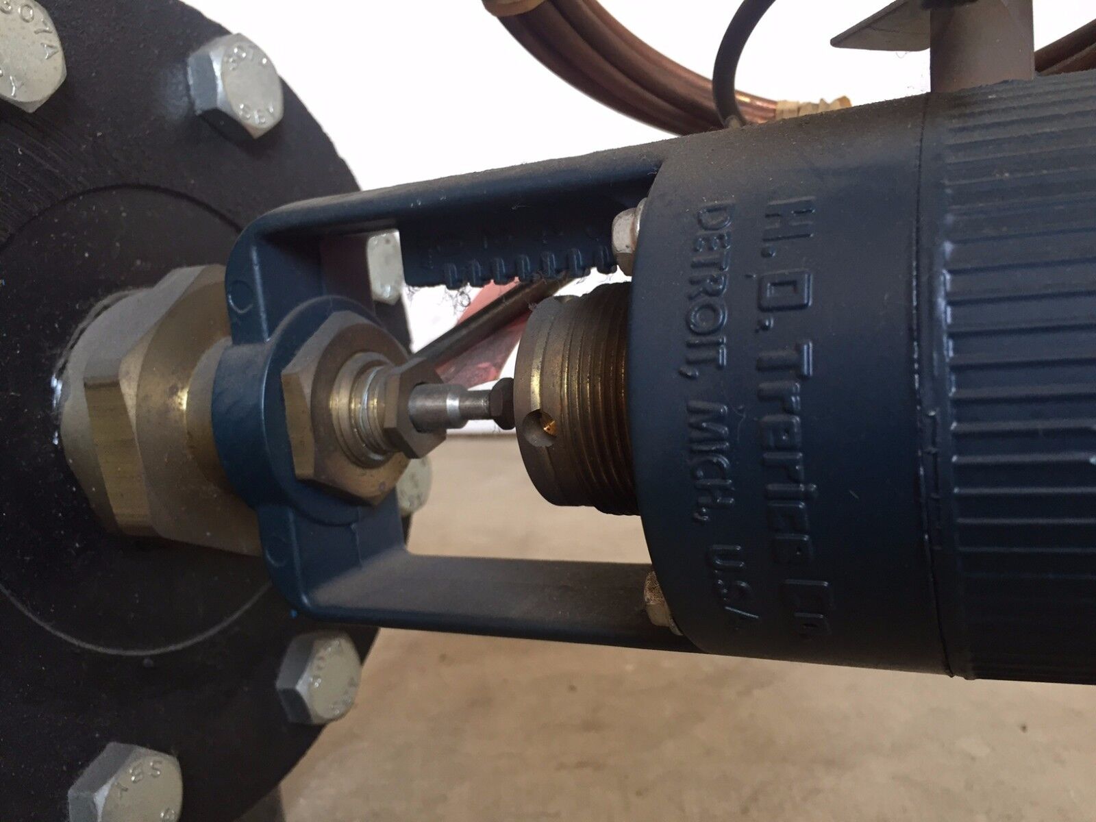 Trerice Co 127-201 4" Flanged Tee Valve w/ Temperature Pressure Regulator - Maverick Industrial Sales
