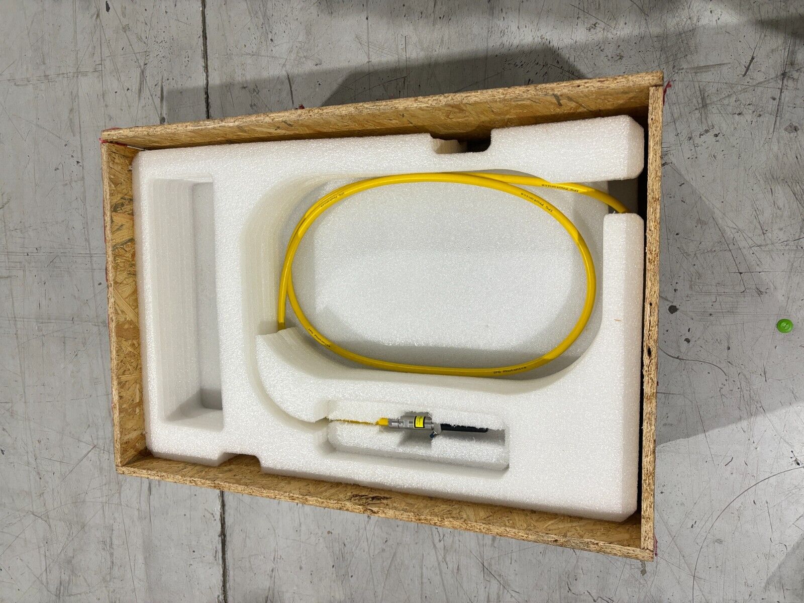 IPG Photonics Lasers YLR-400-WC Ytterbium Laser, 400W, 1600VA, (Aug. 2015) - Maverick Industrial Sales