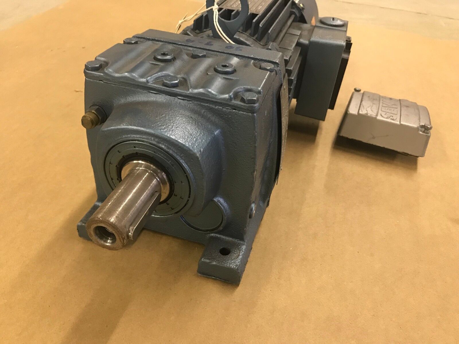 SEW-Eurodrive DFT80N4BMG1HIS-KS 1HP 1700RPM Motor & R37DT80N4BMG1HFTHIS-KS - Maverick Industrial Sales