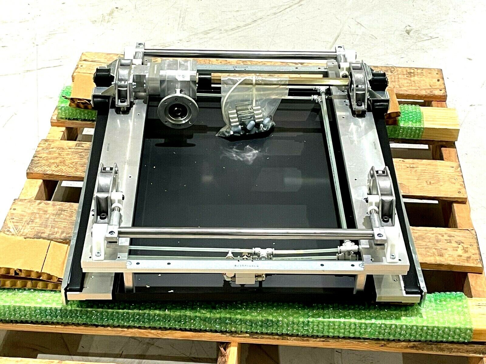 Bosch Rexroth 3841056096 Lift Transfer Unit HQ2-DPXBQ800BL1040 No Motor - Maverick Industrial Sales