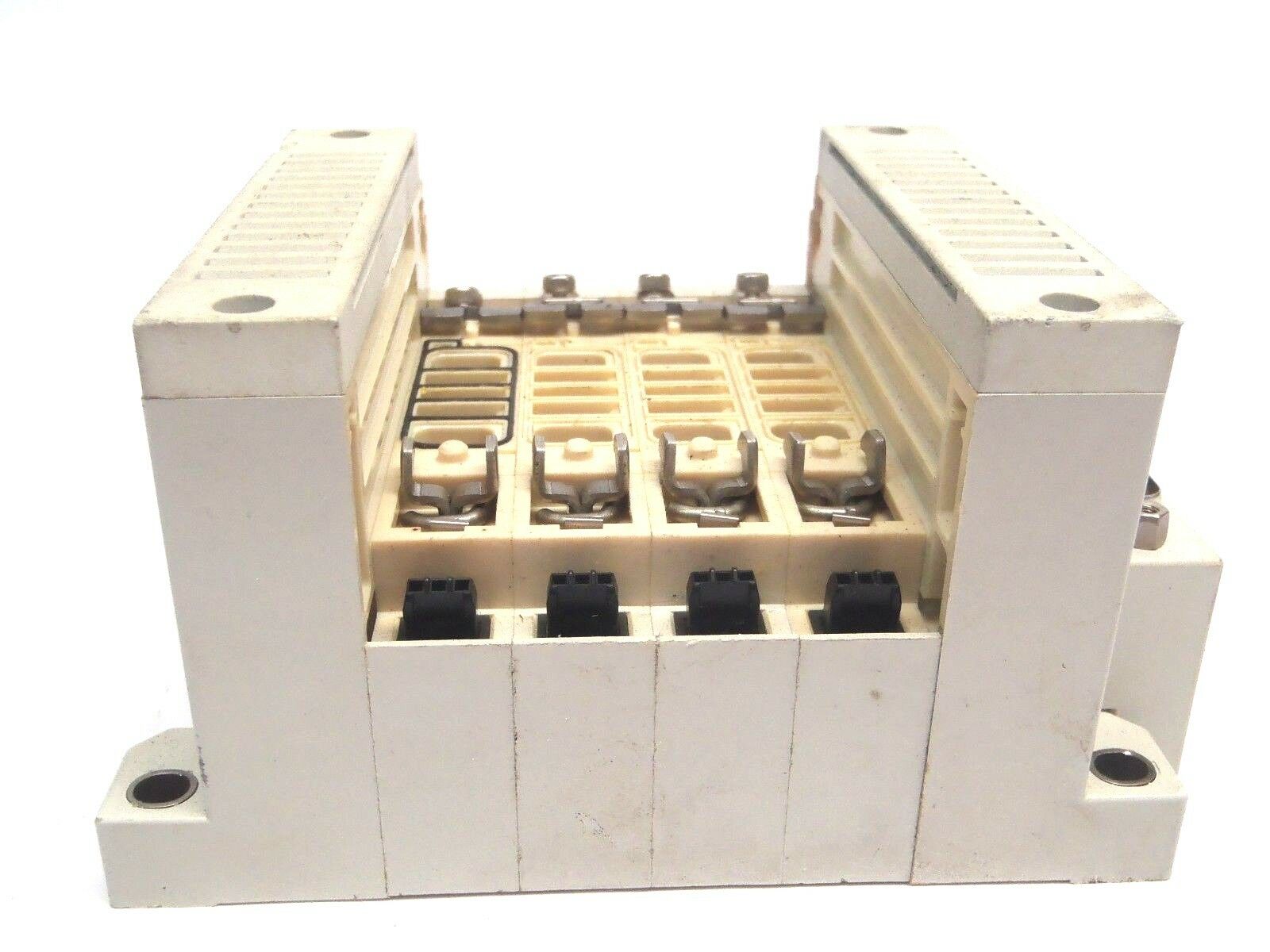 SMC Solenoid 4 Valve Manifold VVQ/ VQC Series EXH - Maverick Industrial Sales