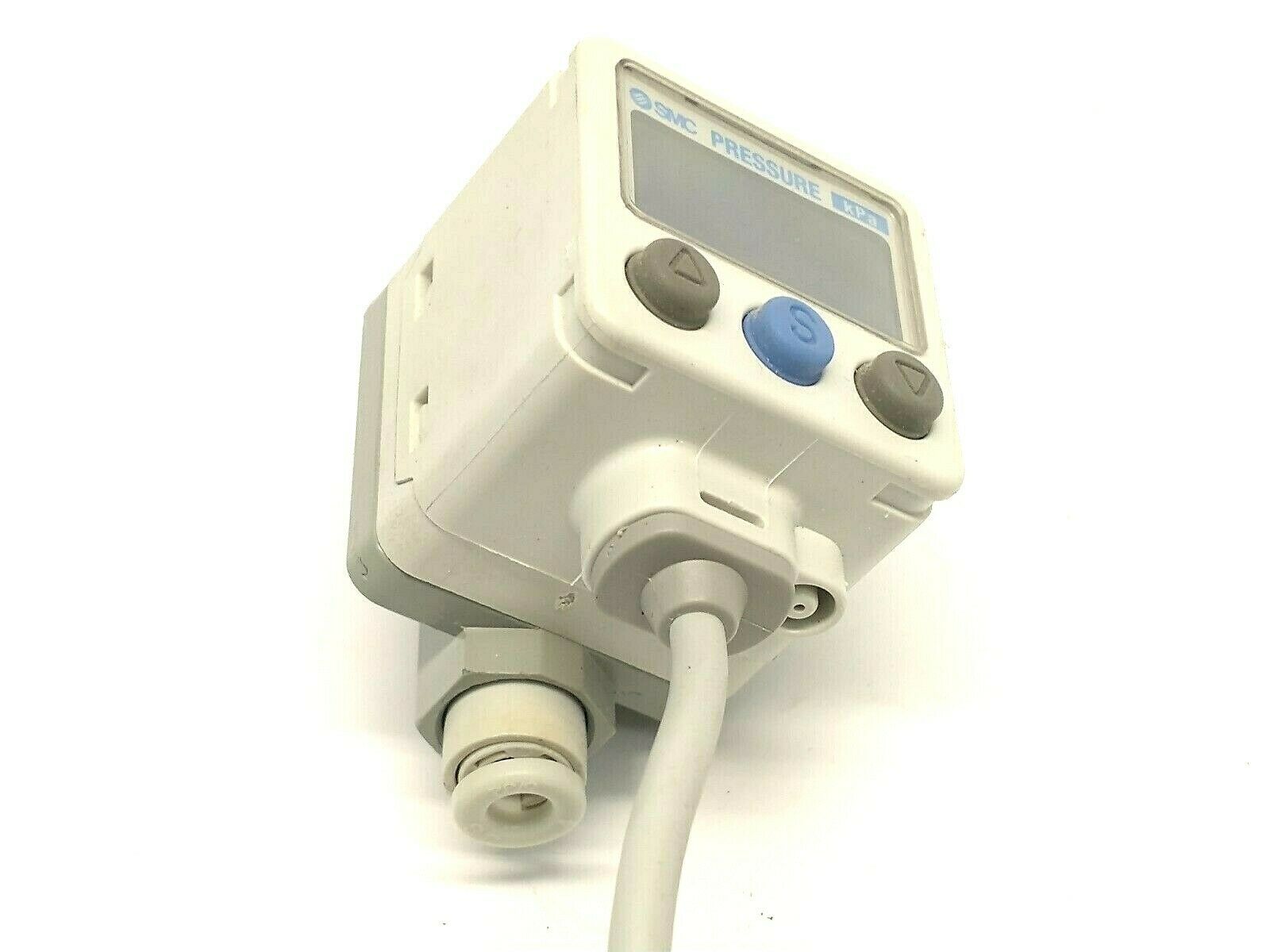 SMC ZSE40A-C4-T-X501 Digital Pressure Vacuum Switch 24 VDC 0-15 PSI - Maverick Industrial Sales