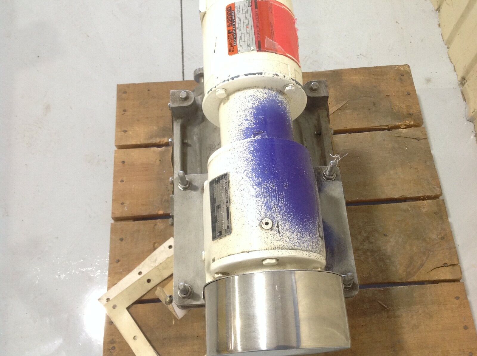 NU-CON 5509630 Rotary Valve, Dry Bulk Material - Maverick Industrial Sales