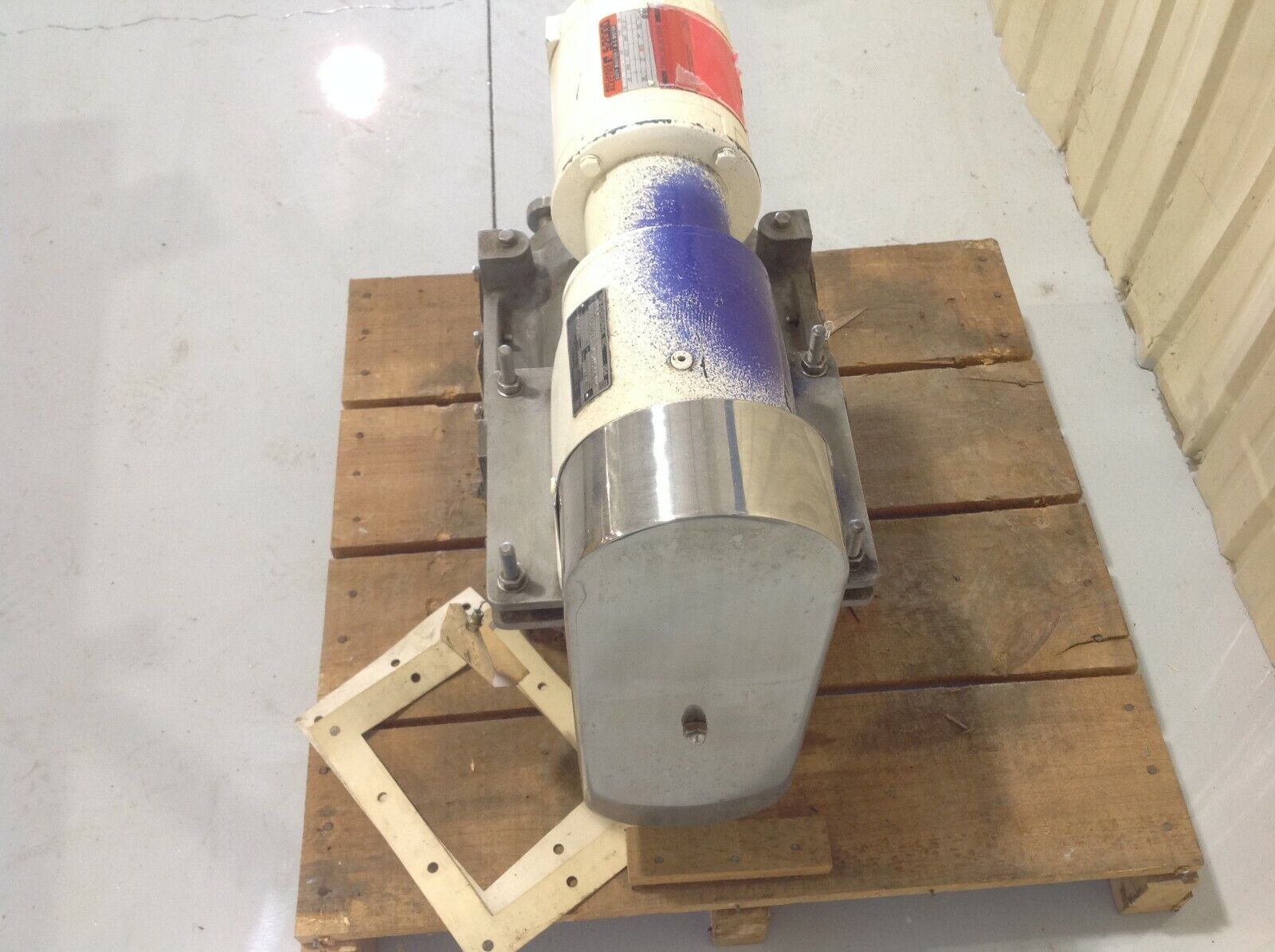 NU-CON 5509630 Rotary Valve, Dry Bulk Material - Maverick Industrial Sales