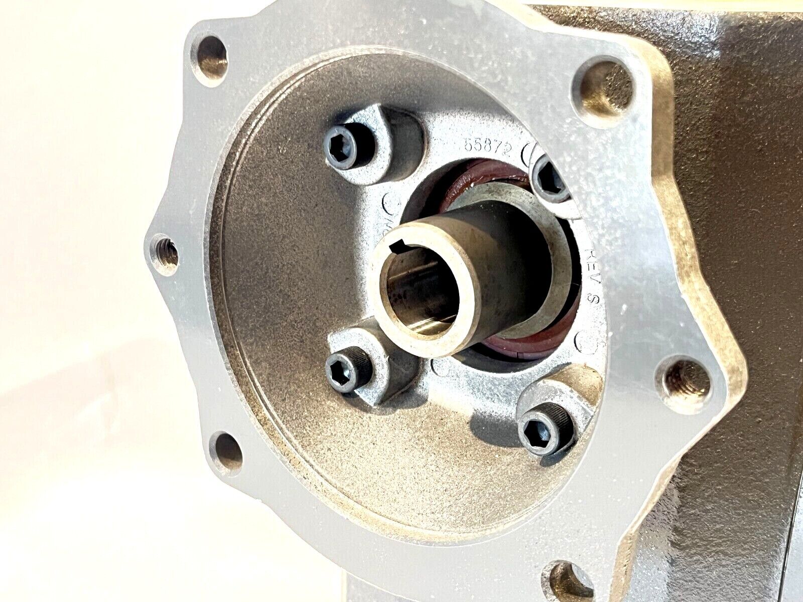 Boston Gear F732B-40KE-B7-G1 Worm Gear Speed Reducer 40:1 Ratio 43.8RPM - Maverick Industrial Sales