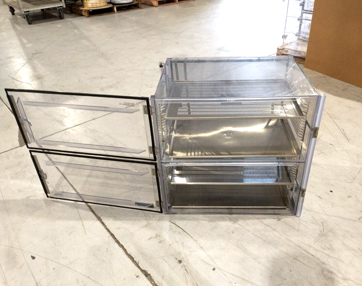 Terra Universal 2070-00 Static Dissipative PVC Desiccator, 2 Chamber Cabinet - Maverick Industrial Sales