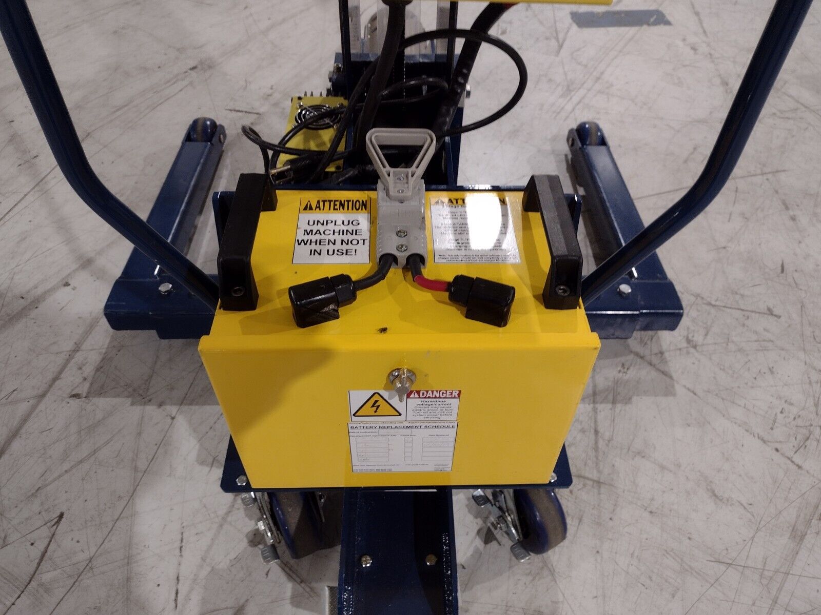 Schlumpf ERH-300-PH Portable Electric Roll Handler 300 LB Capacity *Needs Repair - Maverick Industrial Sales