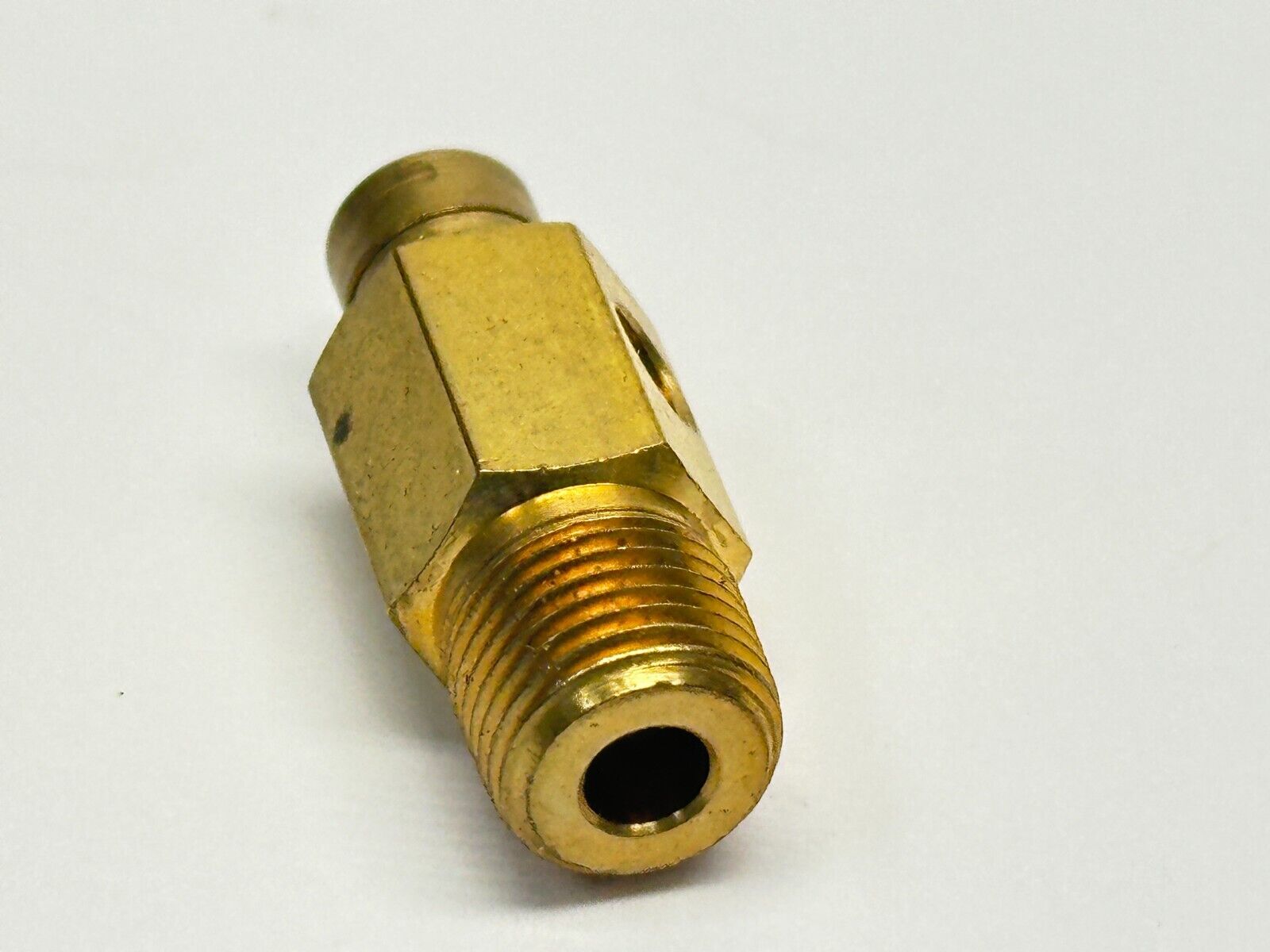 Clippard MNV-1P Adjustable Control Needle Valve 1/8" NPT Inlet #10-32 Outlet - Maverick Industrial Sales