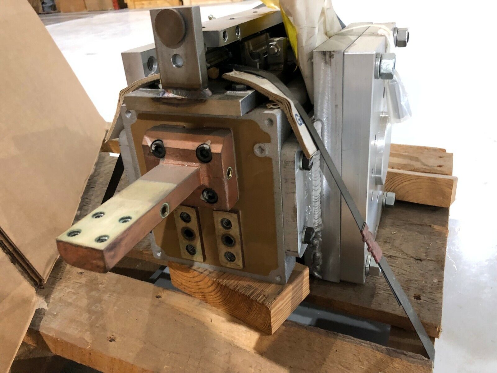 TG Systems GTS 1790.2 Robot Spot Weld Gun System w/ RoMan Transformer - Maverick Industrial Sales