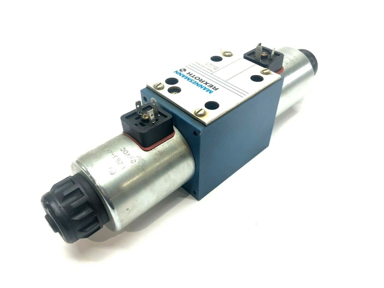 Mannesmann Rexroth 5-4WE 10 U32/CG24NK4 Hydraulic Valve - Maverick Industrial Sales