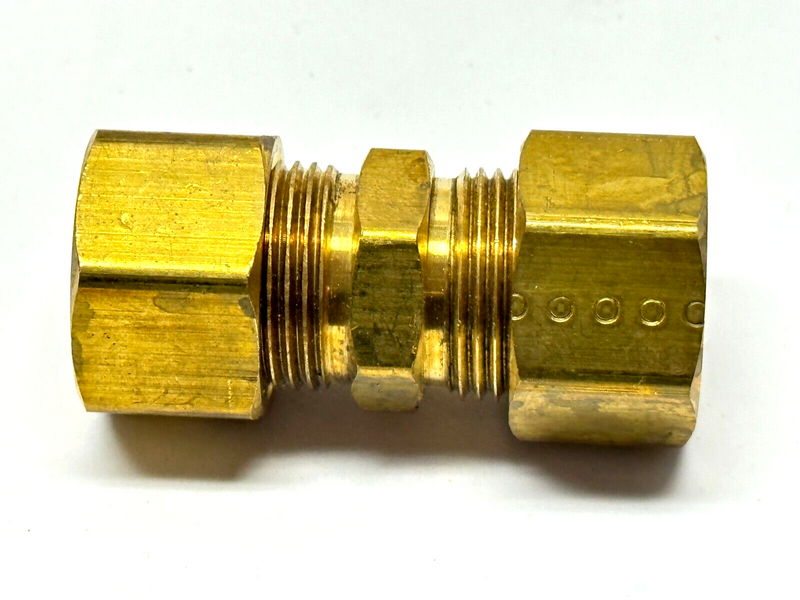 3/16x3/16 Compression Union Brass