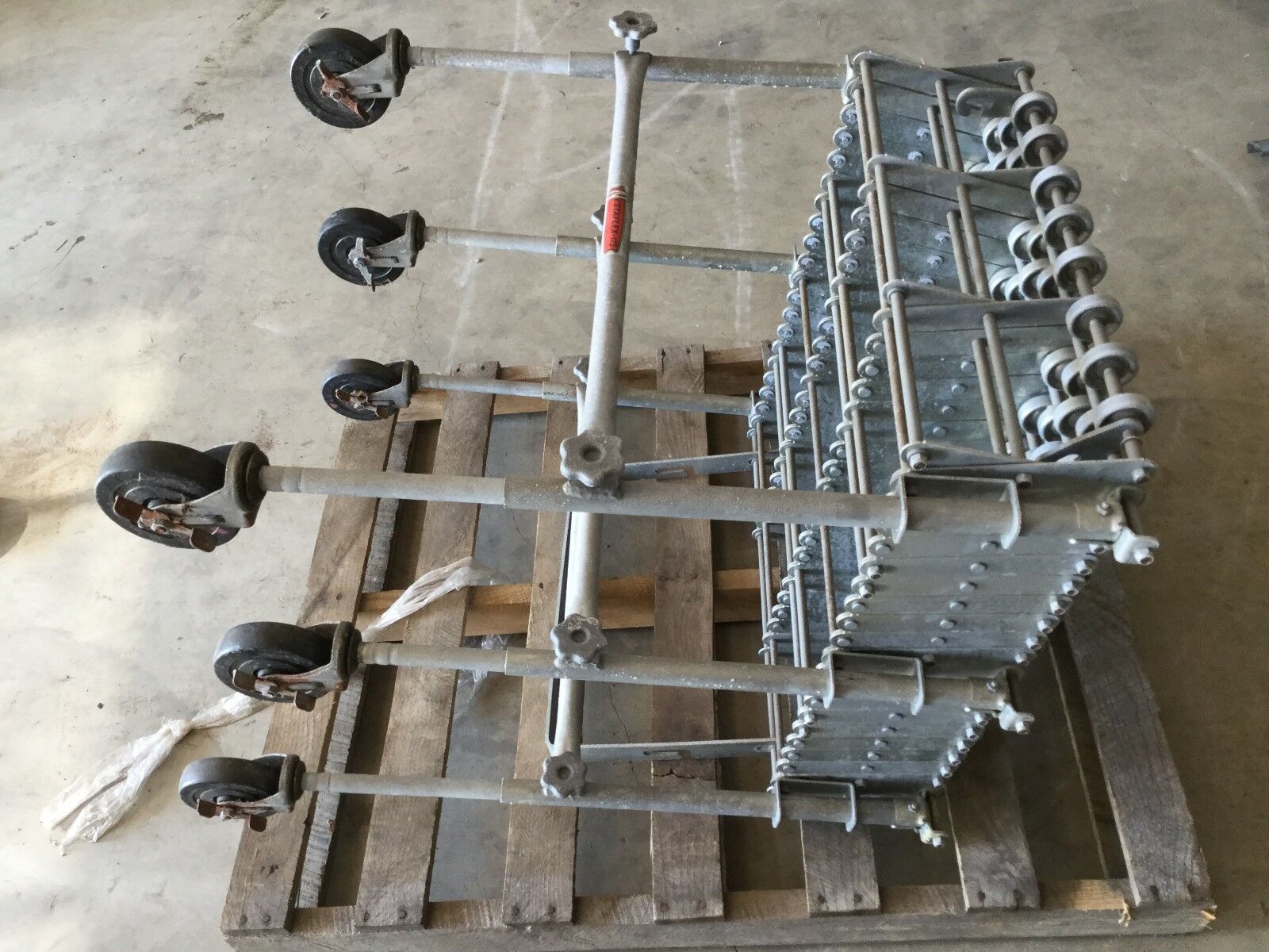 Nestaflex 175 Gravity Roller Flexible Accordian Conveyor Expandable - Maverick Industrial Sales