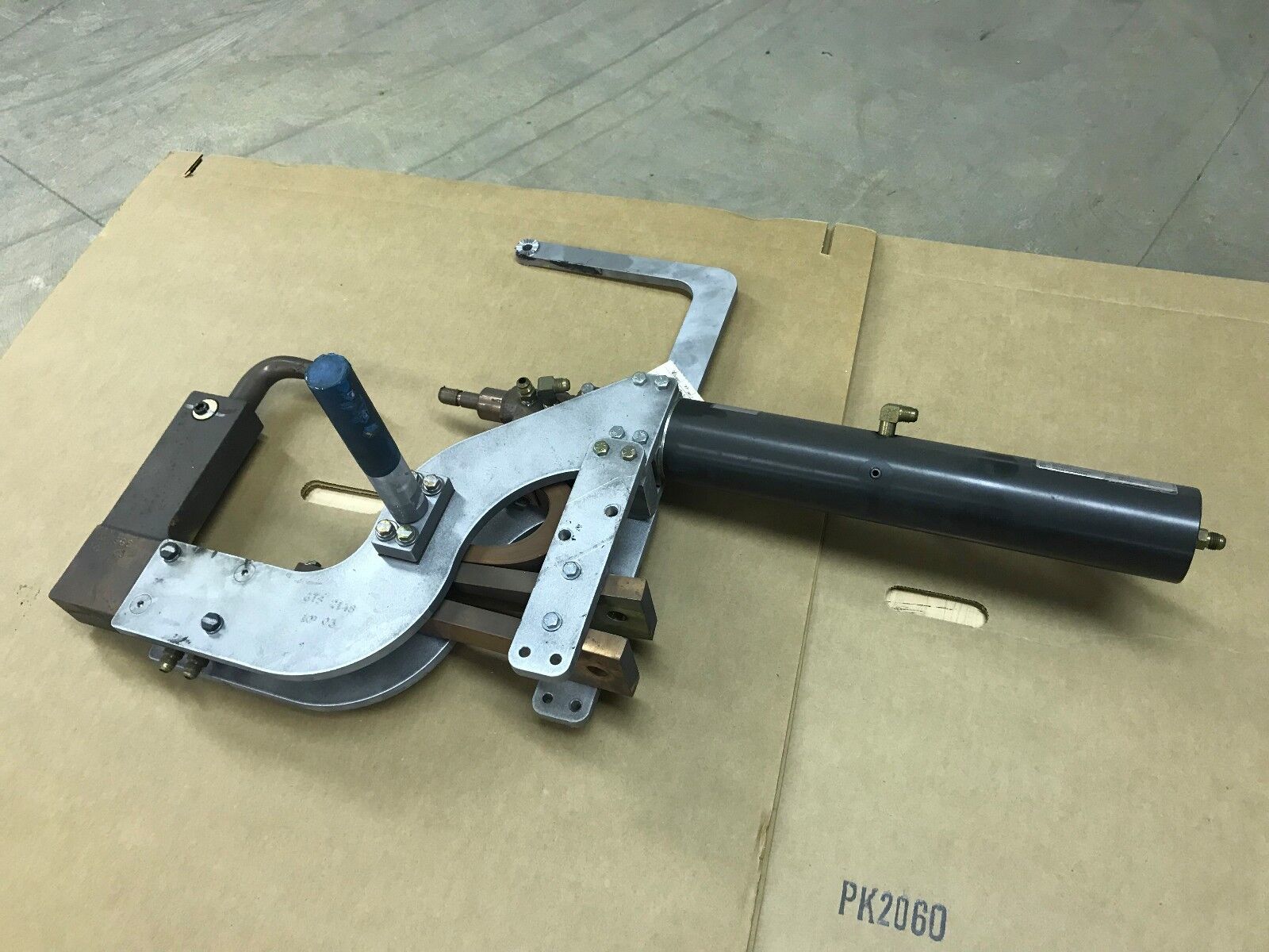 TG Systems GTS Spot Weld Gun, 2148 Robot Welder, Resistance Welding - Maverick Industrial Sales