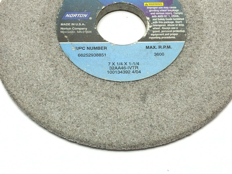 Norton 32AA46-IVTR Grinding Wheels 1-1/4" Bore 3600 RPM LOT OF 5 - Maverick Industrial Sales