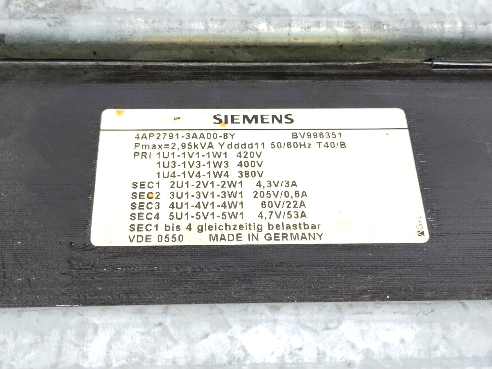 Siemens 4AP2791-3AA00-8Y Tansformer 2.95kVA 380-420V Pri. 205V Sec. BV996351 - Maverick Industrial Sales