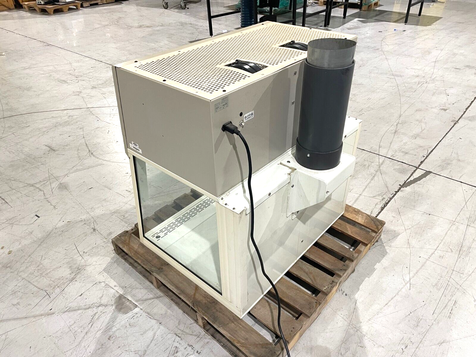 Labconco 37500-03 Purifier Total Exhaust Clean Bench, Laboratory Hood, 35x23x21" - Maverick Industrial Sales