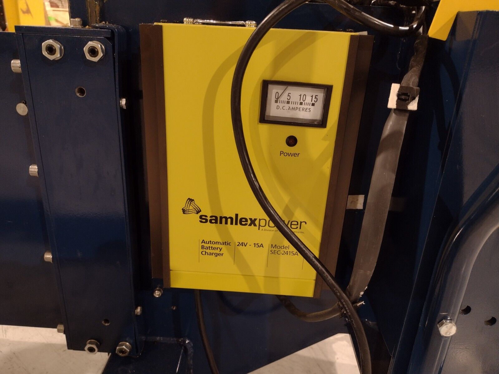 Schlumpf ERH-300-PH Portable Electric Roll Handler 300 LB Capacity *Needs Repair - Maverick Industrial Sales